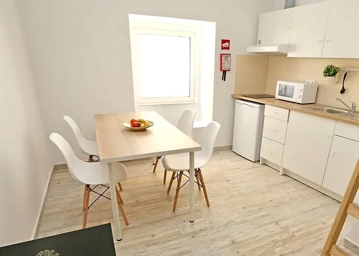 Daire E5tudio Esq. Peniche
