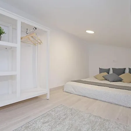 Apartman E5tudio Esq.